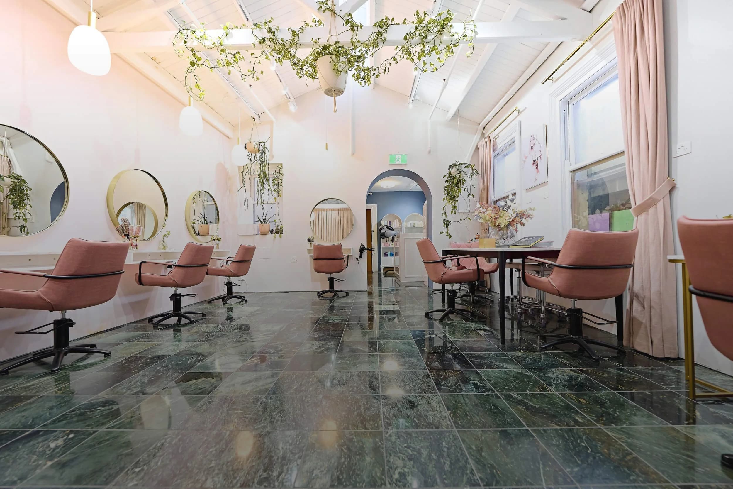 Manipulate Hair Studio