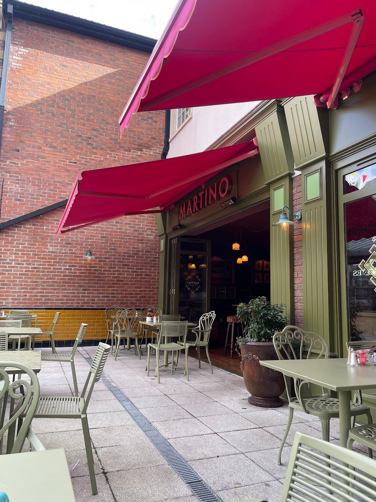 Martino Lounge