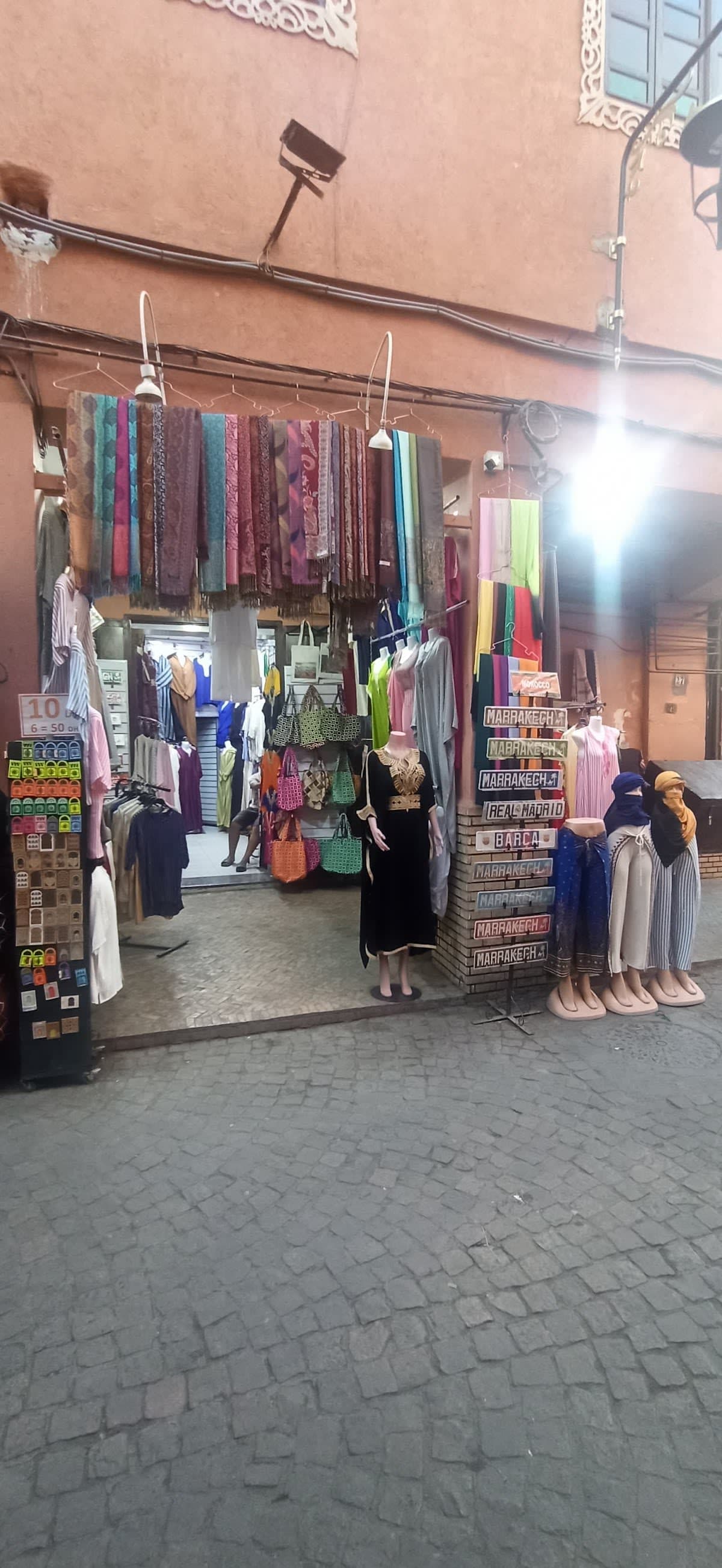 MEDINA CHIC