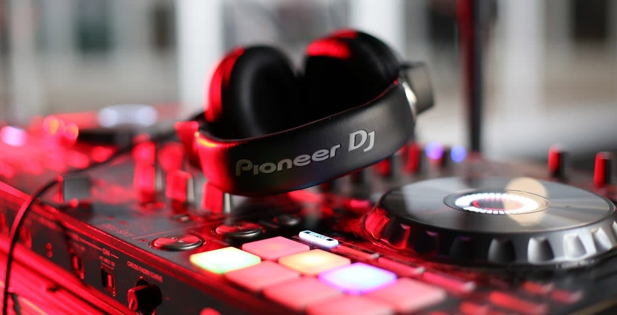 Melbourne DJ Hire