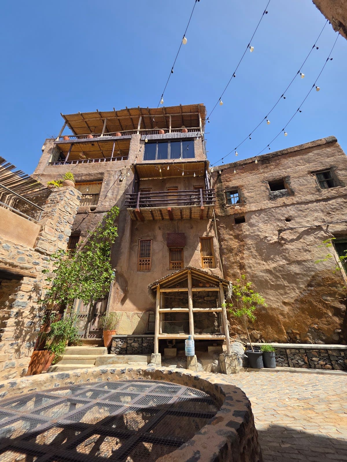 Misfah Old House