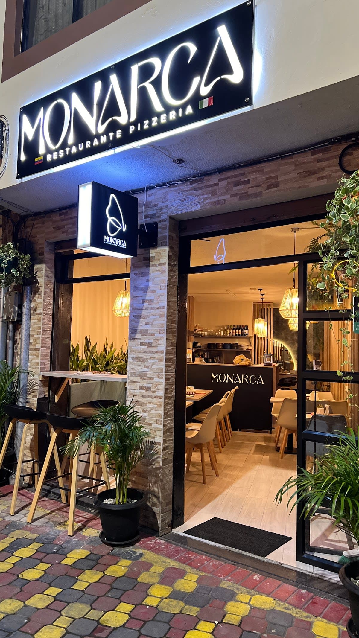 Monarca Restaurante Pizzería