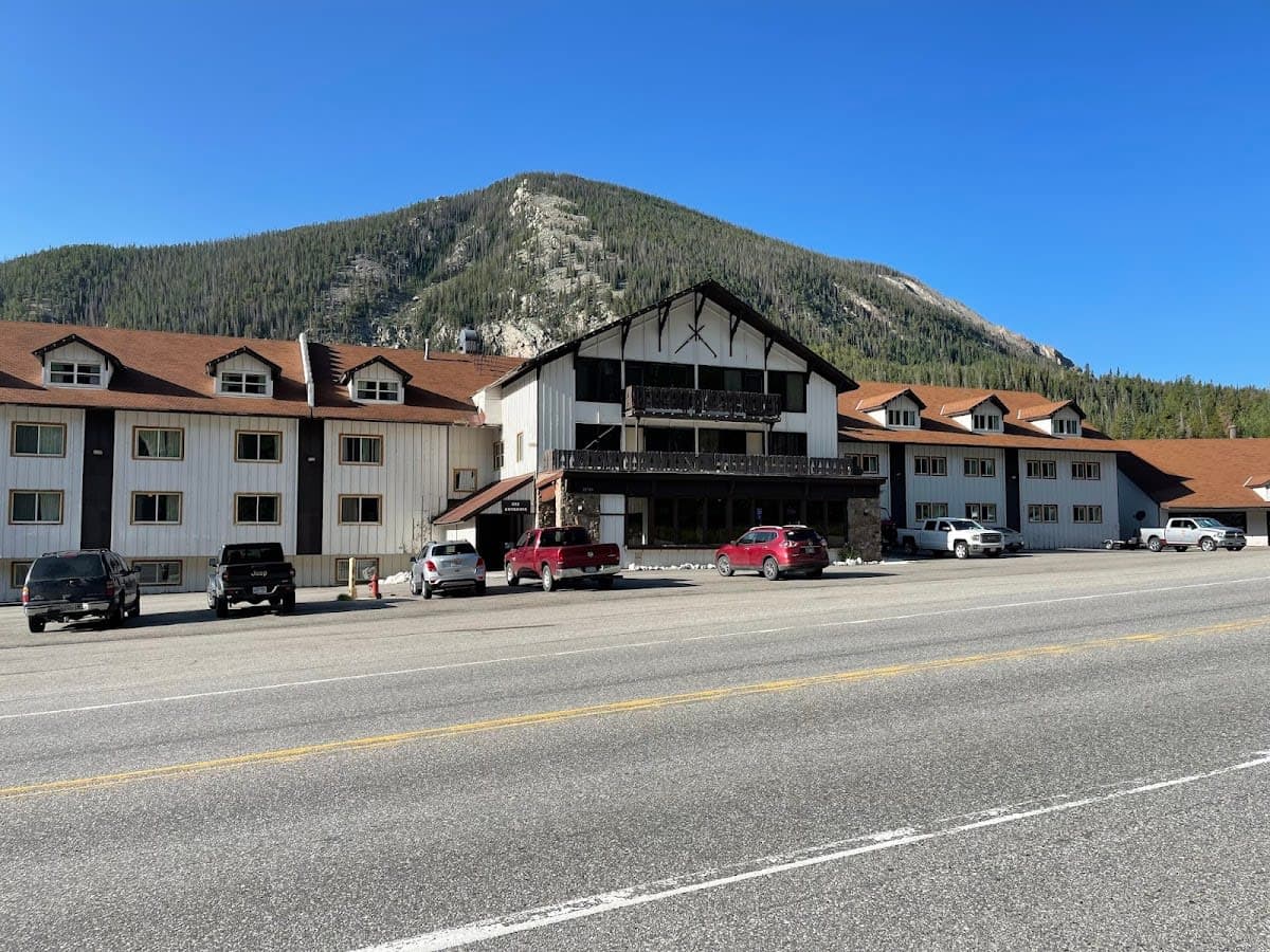 Monarch Mountain Lodge