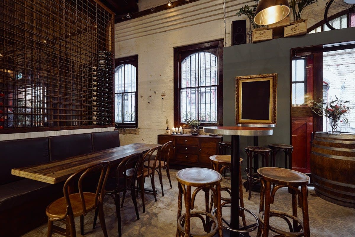 Myrtle Wine Bar
