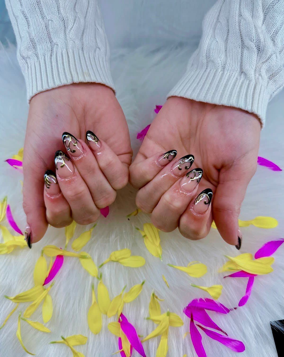 Noire The Nails Bar - Tinseltown