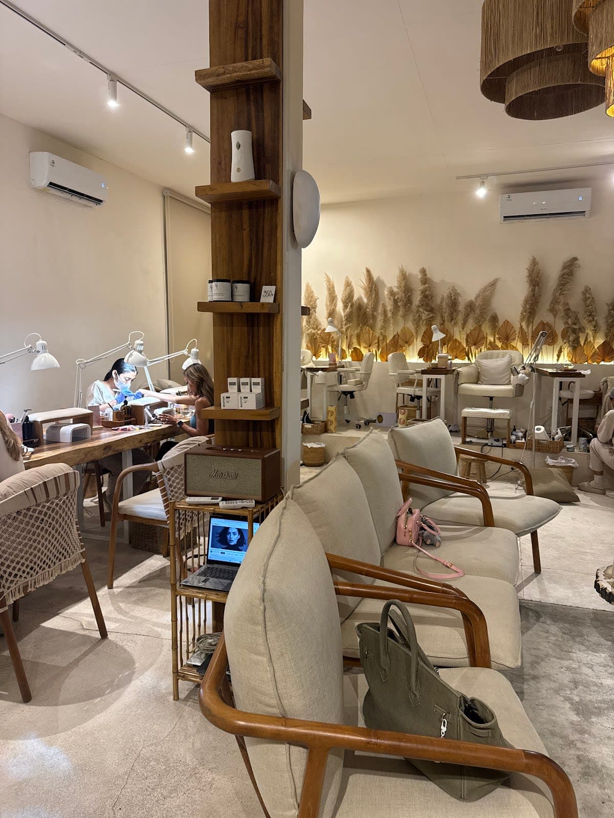 Nokti beauty bar