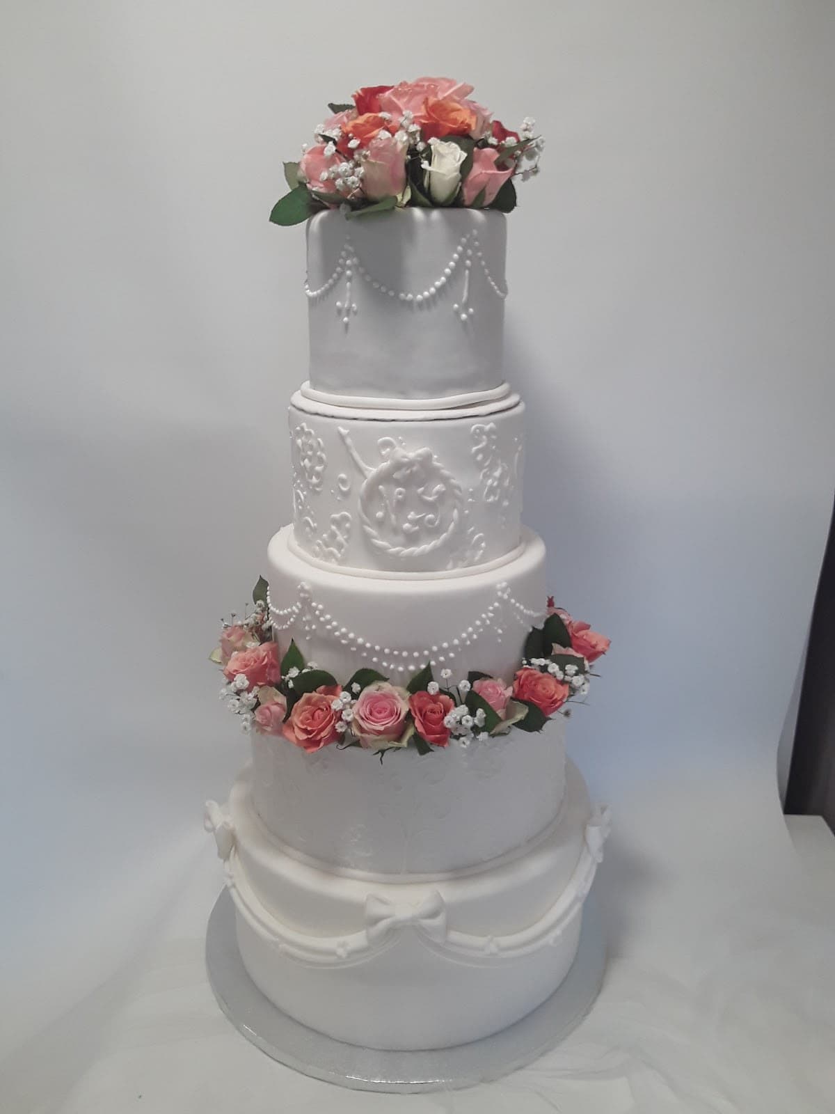 One day a cake