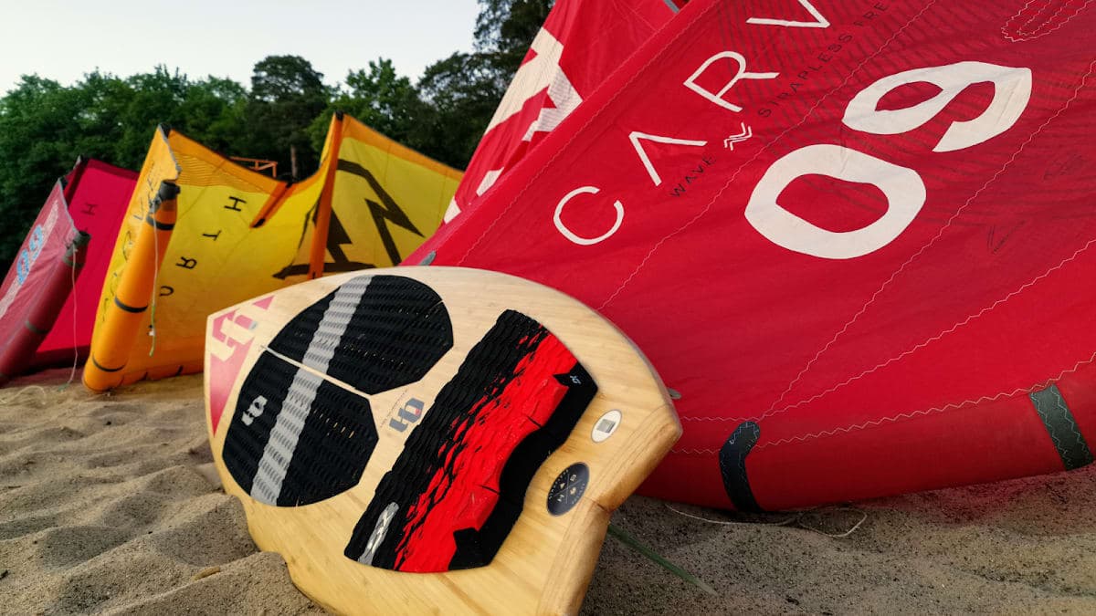 OpalaSurf Szkolenia Kitesurfingowe