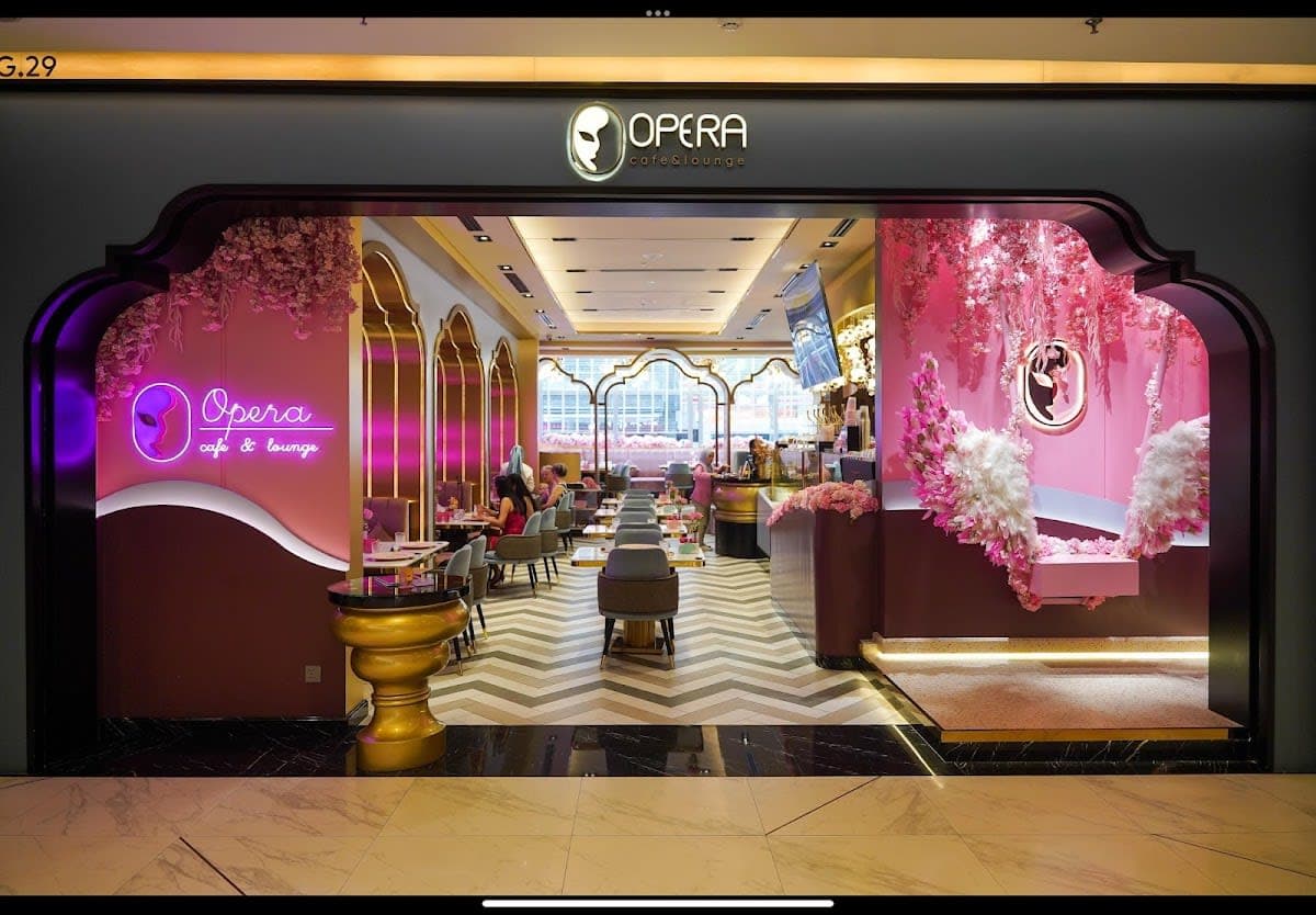 Opera Cafe & Lounge
