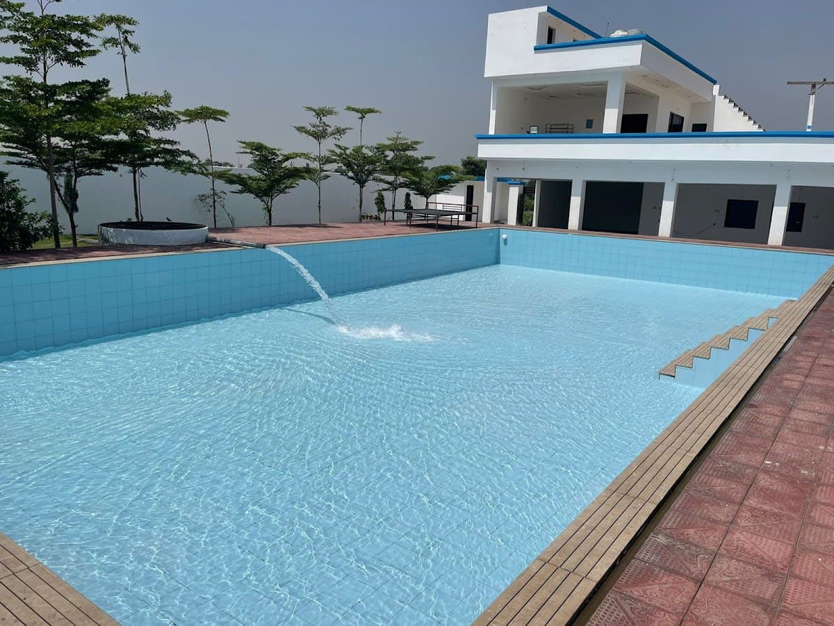 Pak Land Swimming Pool