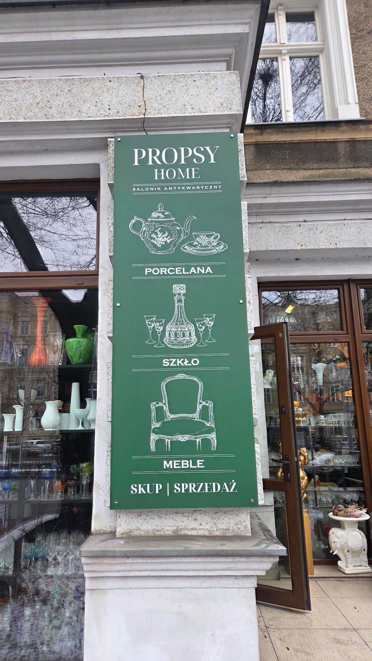 Sprzedaż filiżanek vintage