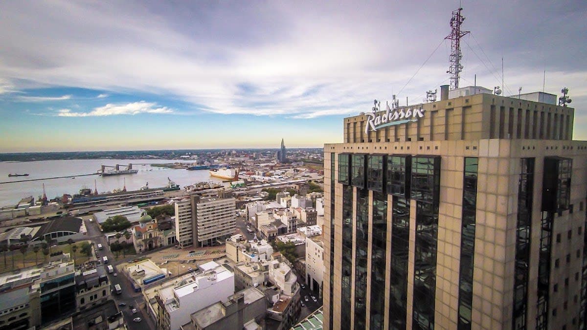 Radisson Montevideo Victoria Plaza Hotel