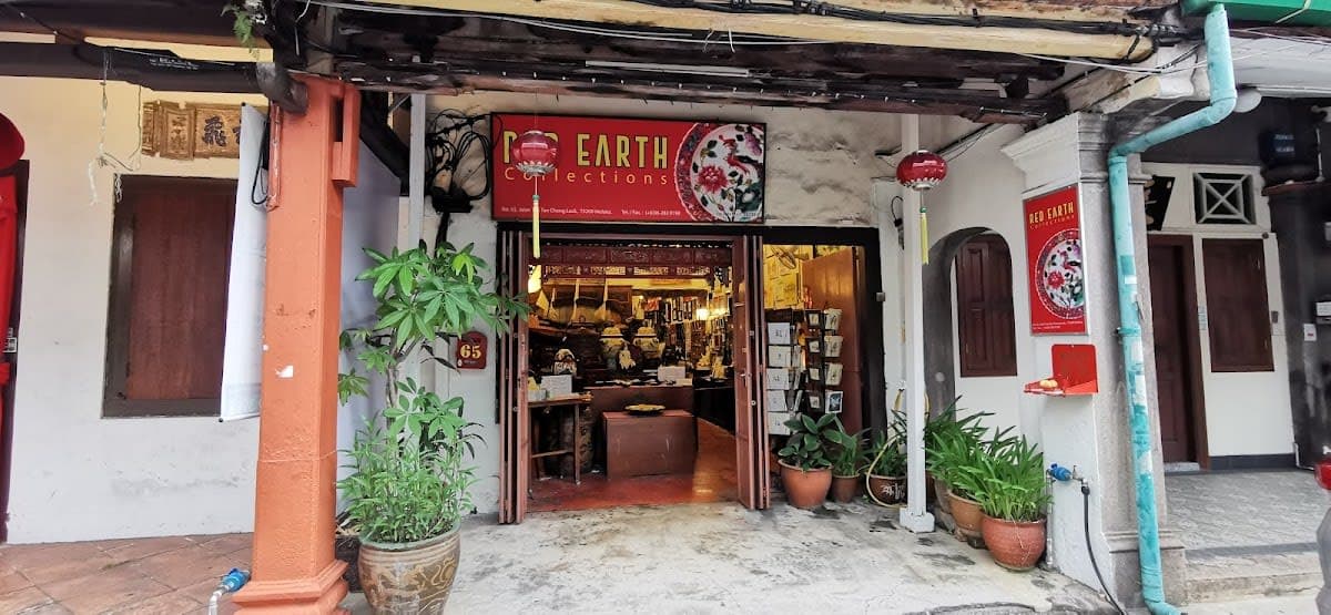 Red Earth Collections