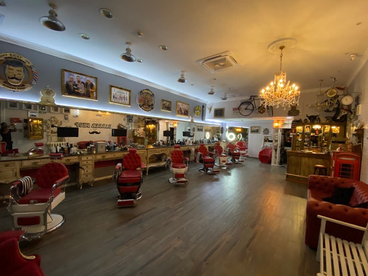 RICKY BARBER SHOP