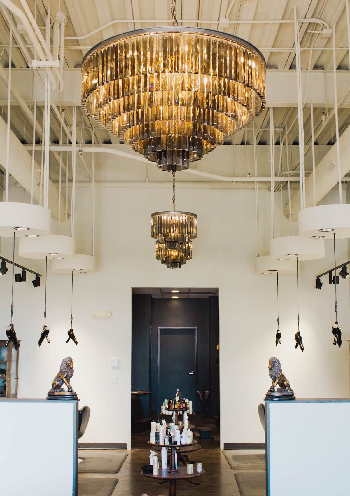 Roar Beauty Parlor Salon