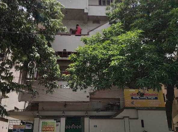 Sai Srinivasa Delux Boys Hostel
