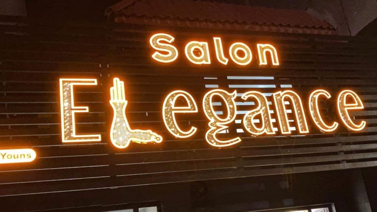 Salon elegance