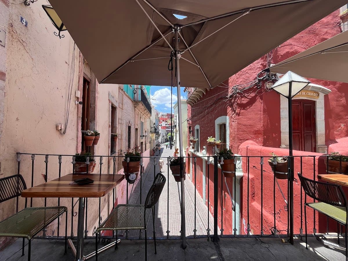Santo Café