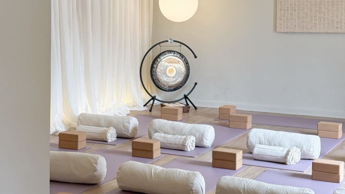 Saqina | Yoga Studio