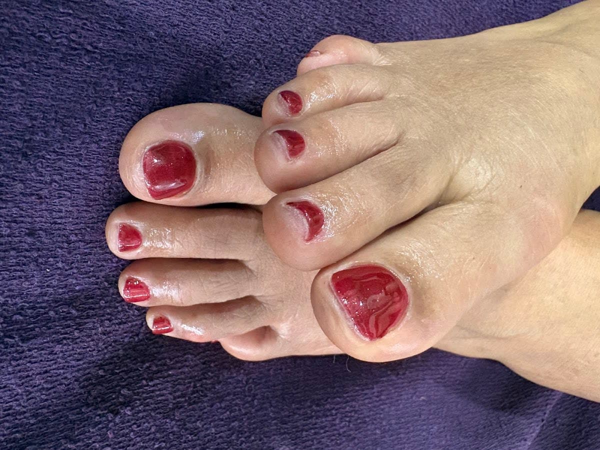 Shine Bright Nail Studio