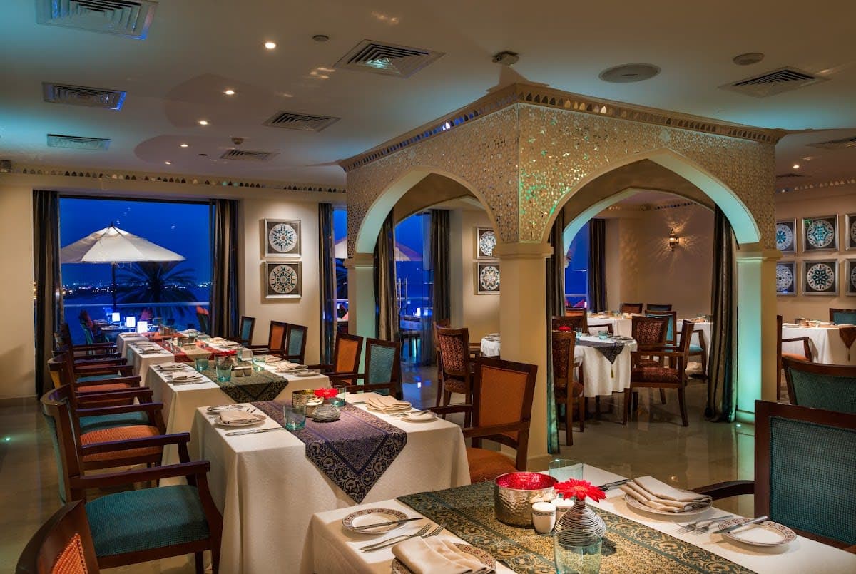 Shiraz Crowne Plaza Muscat