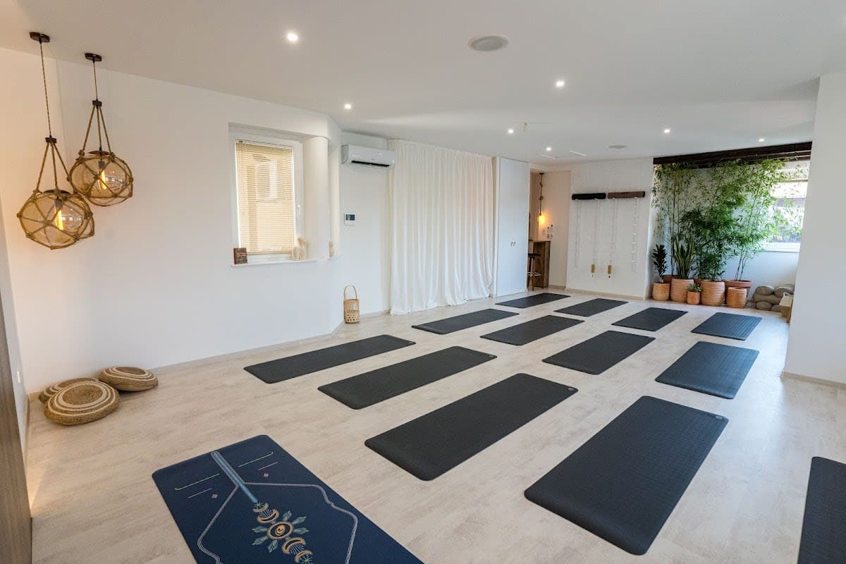 SIVA YOGA STUDIO