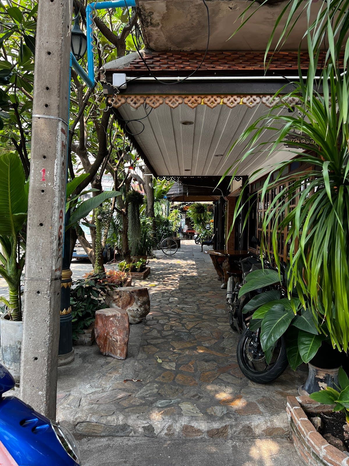 Sri-Ayuttaya Guesthouse