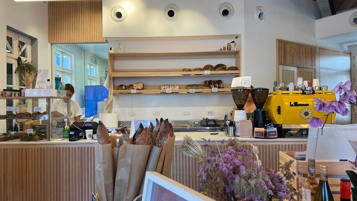 Sunflour Bakery