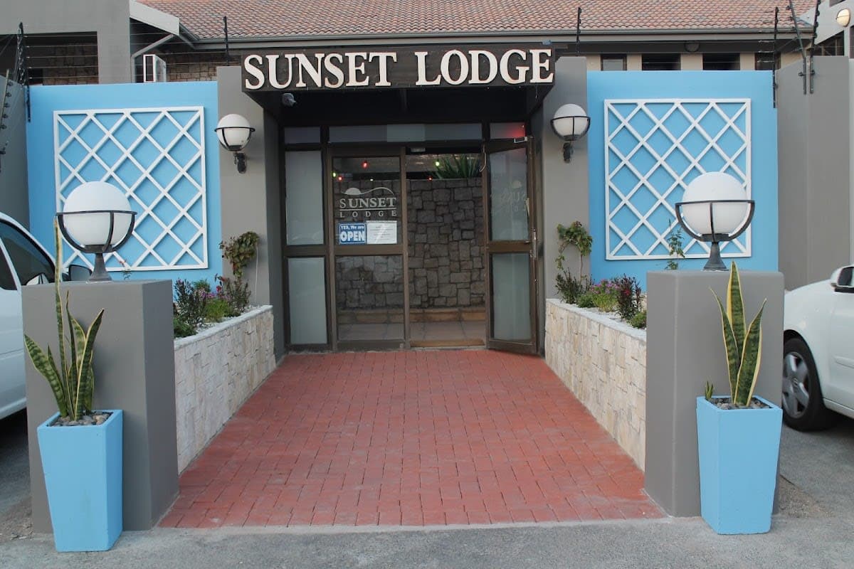 Sunset Lodge