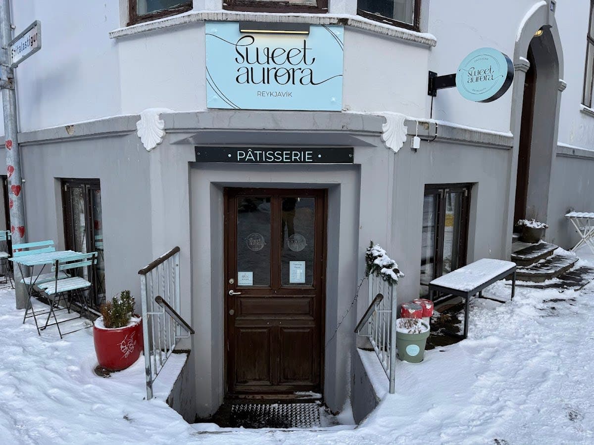 Sweet Aurora Reykjavik