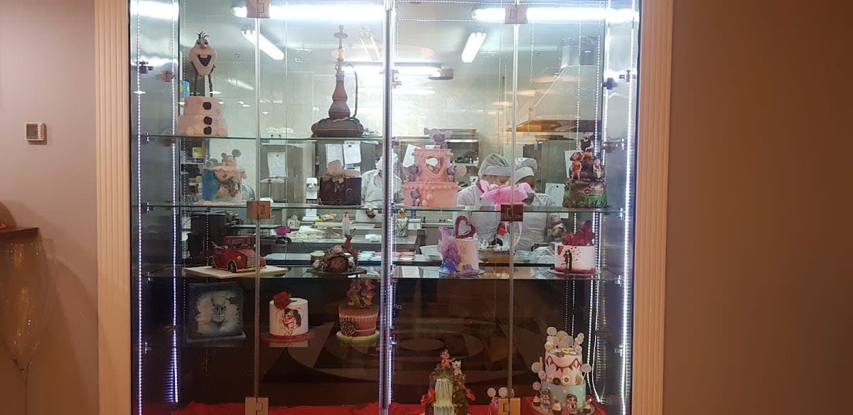 Sweets. The Art of Cake.