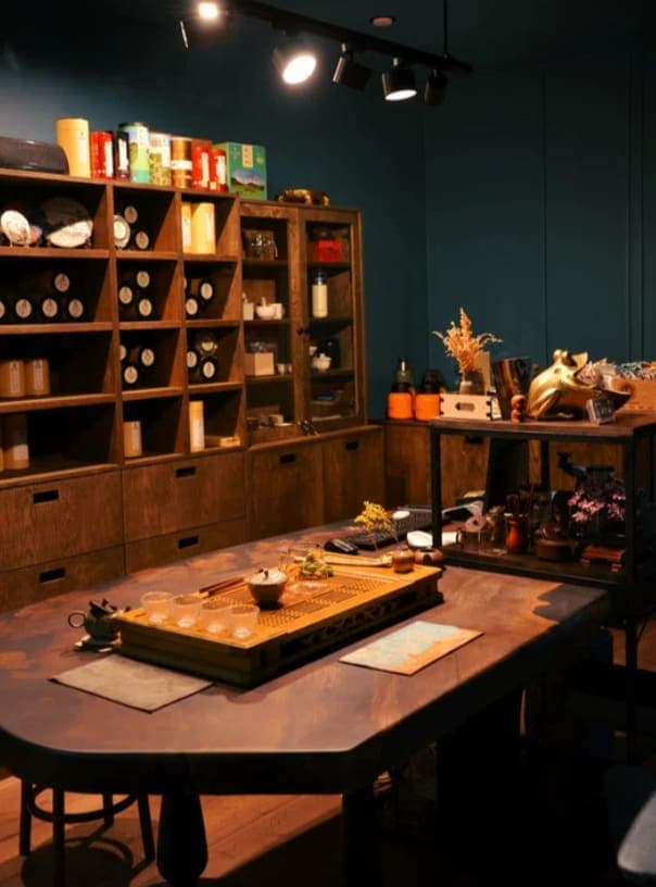 Tea Flat, Чайное пространство