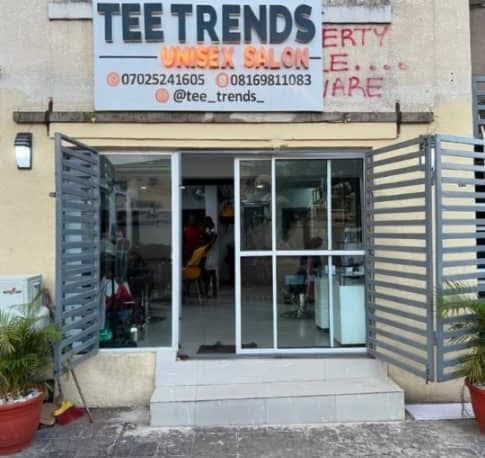 Tee trends Makeover and Salon