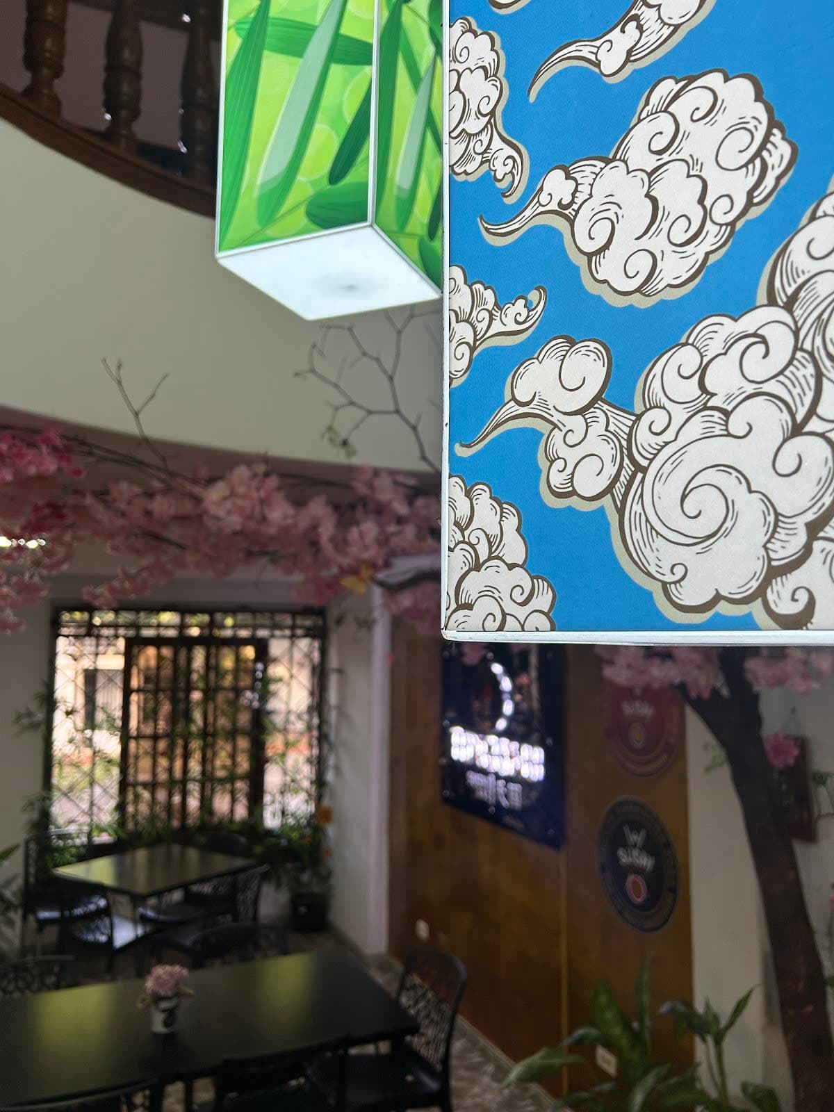 Tengoku Sushi Bar