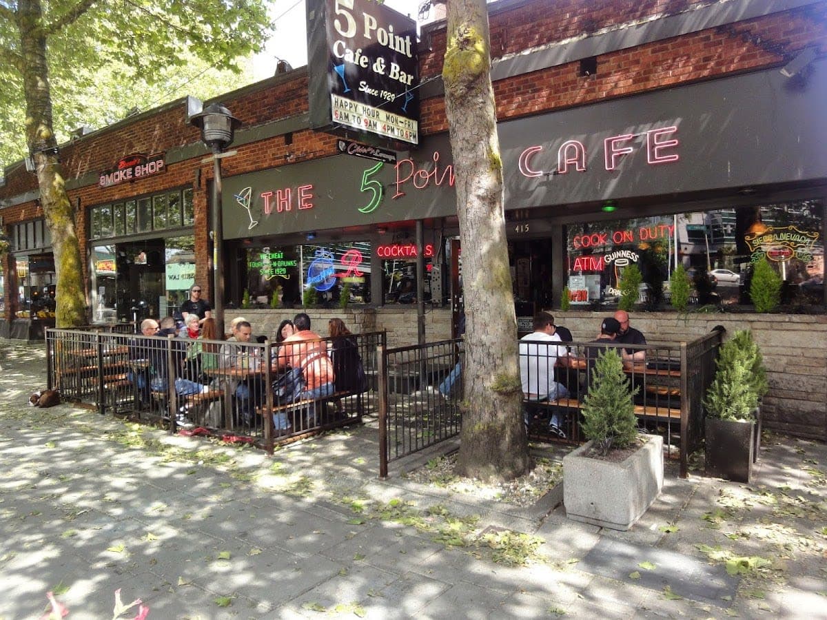 The 5 Point Cafe
