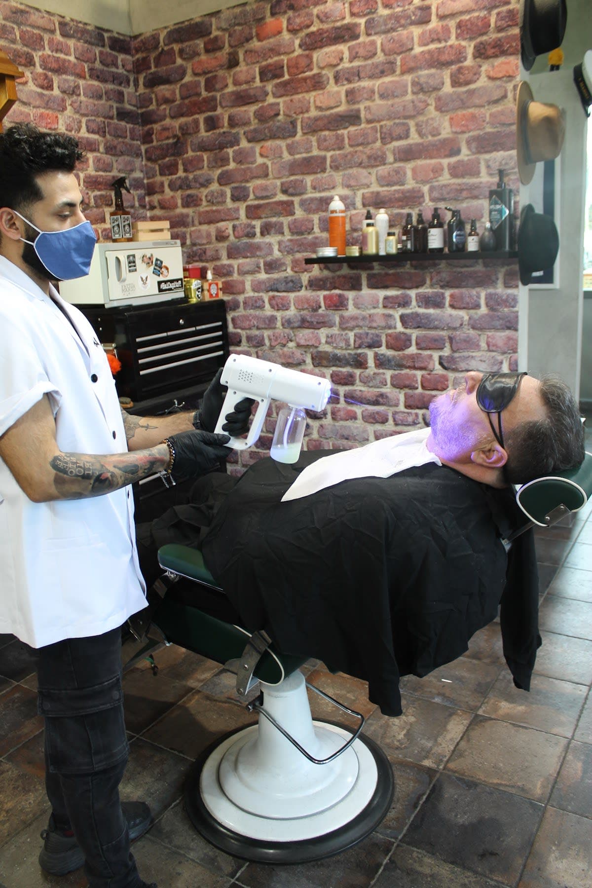 The Barber Modena