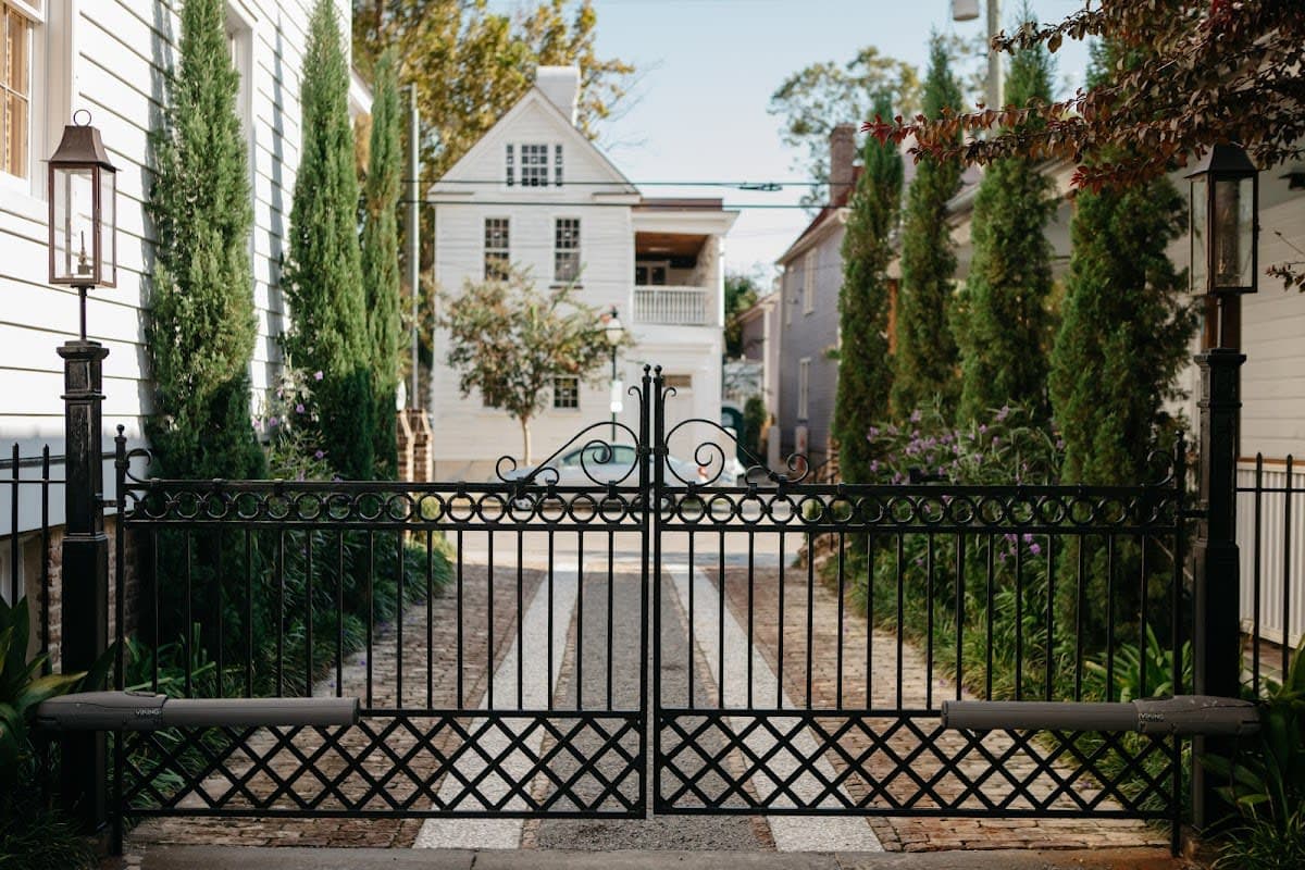 The Charlestonian
