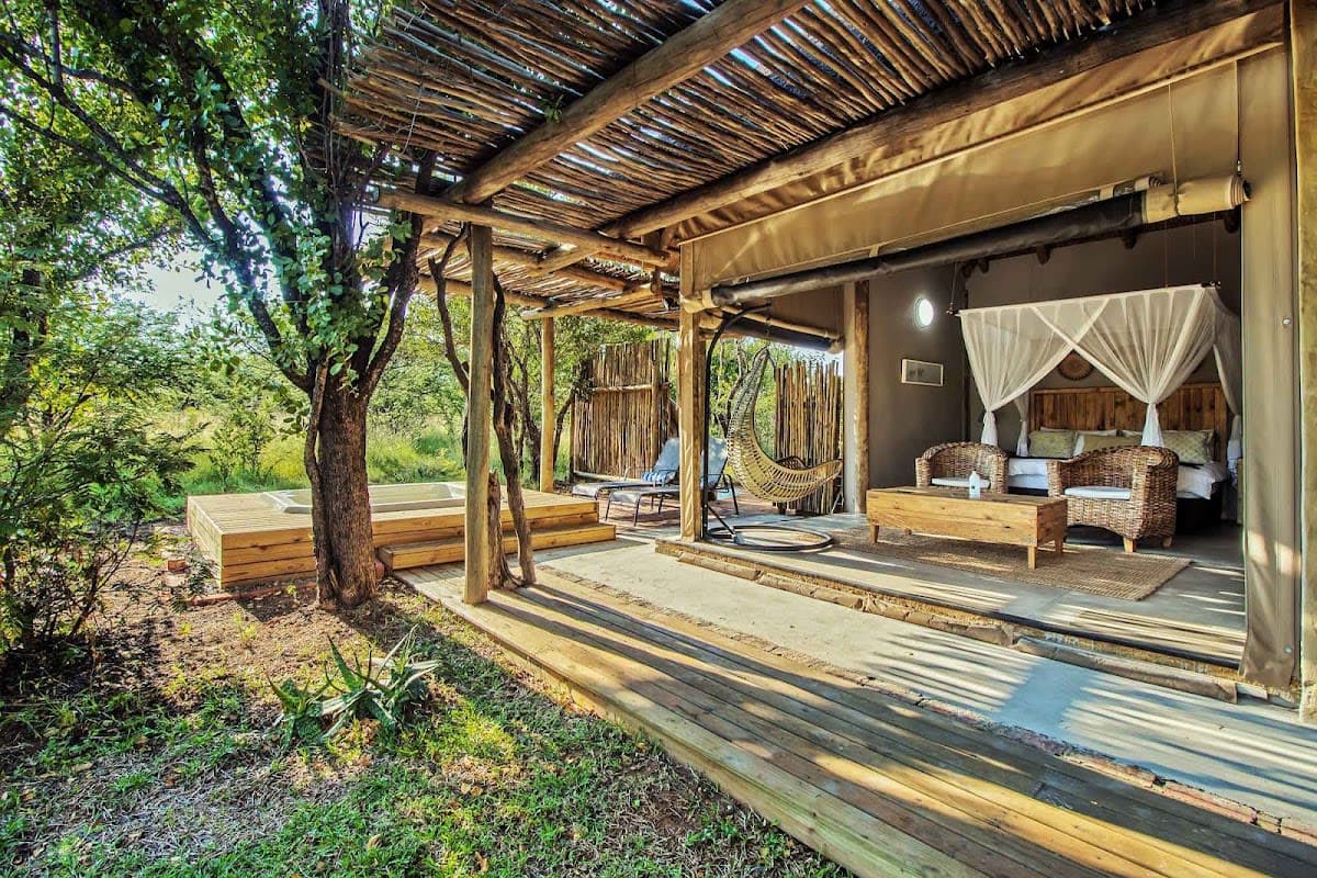 The Lookout Safari Lodge