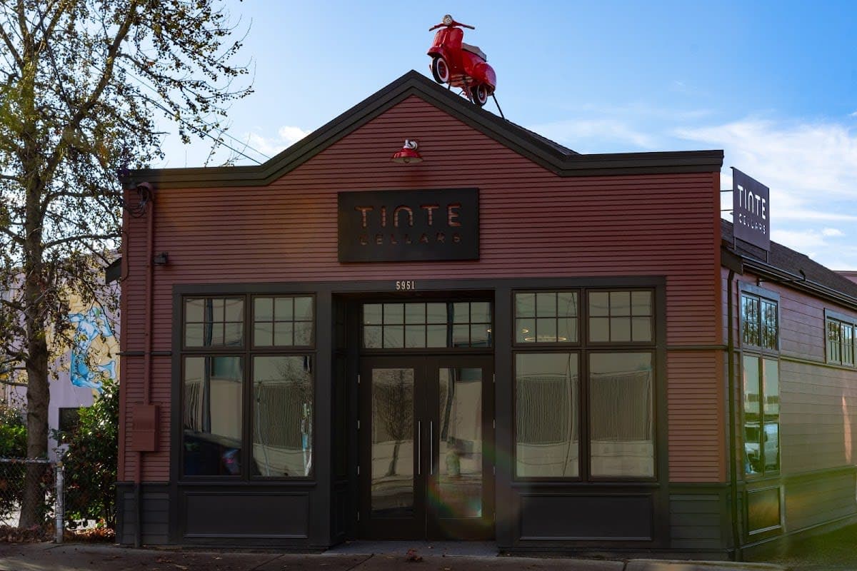 Tinte Cellars - Georgetown Tasting Room
