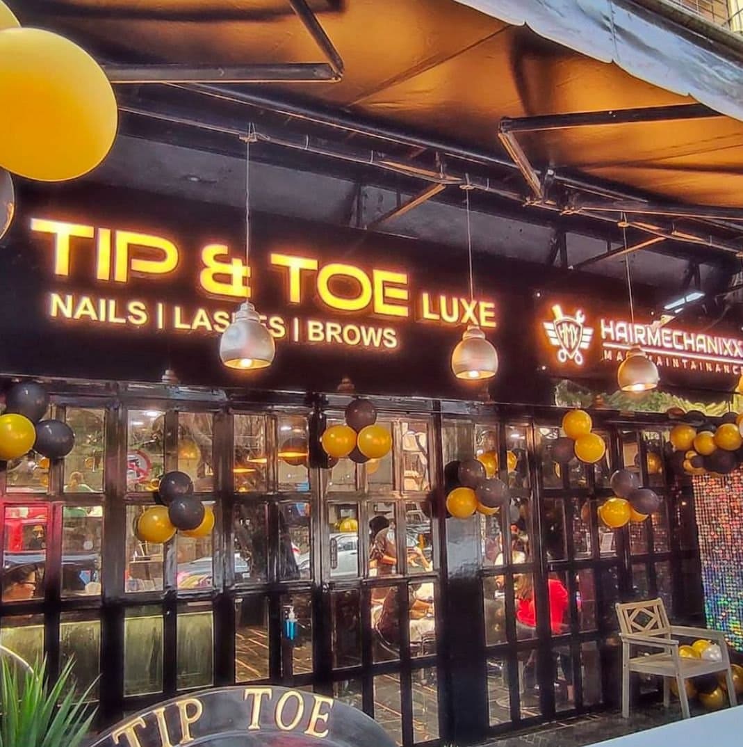 Tip and Toe The Nail