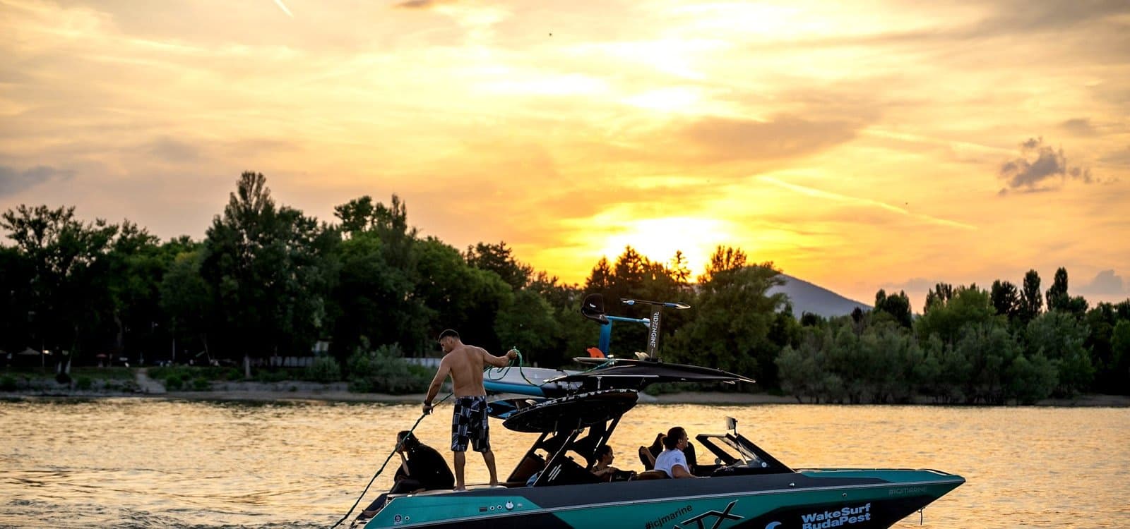 WakesurfBudapest Budapest Yacht Club
