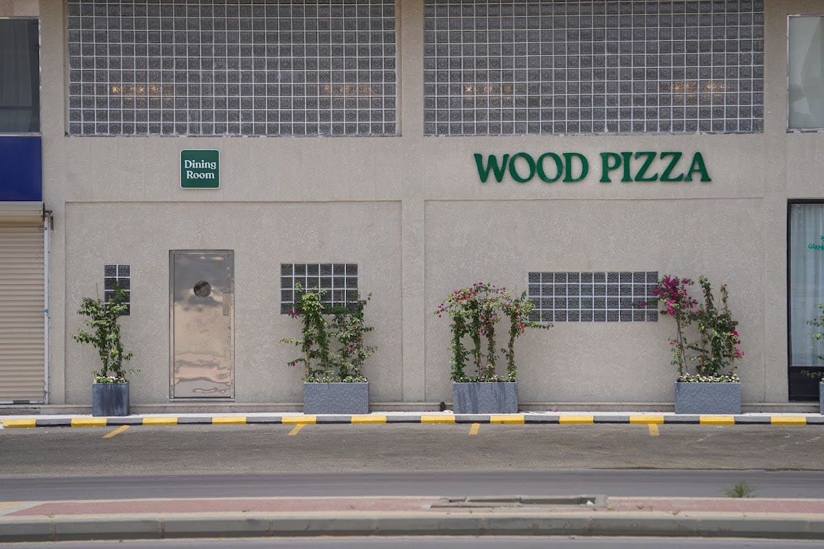 Wood Pizza