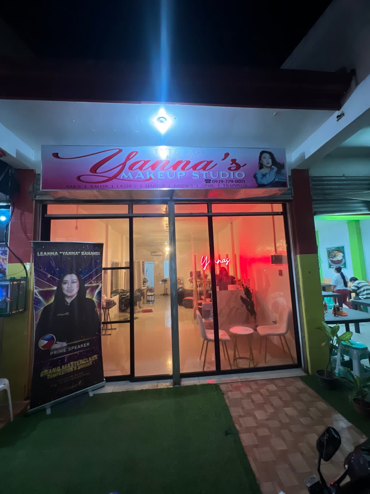 Yannas Makeup Studio