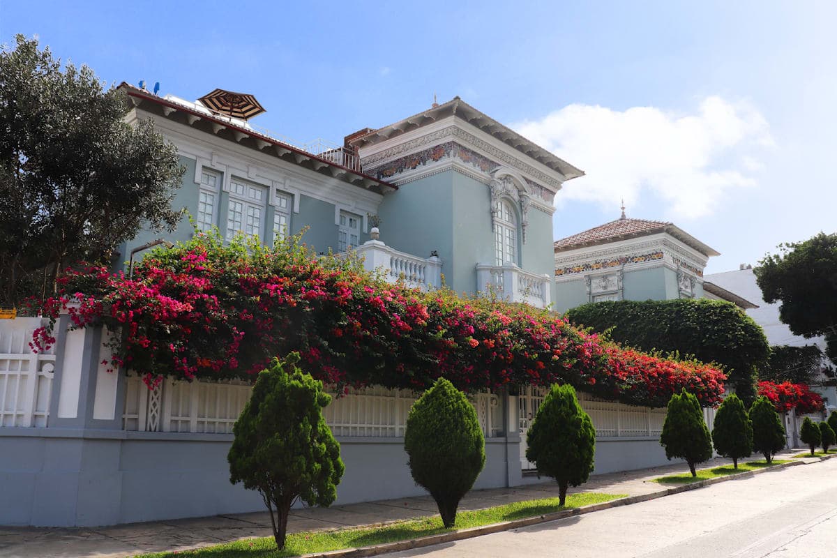 Villa Barranco by Ananay