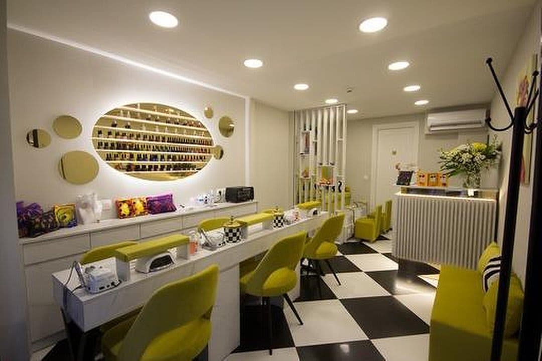 Manicure
