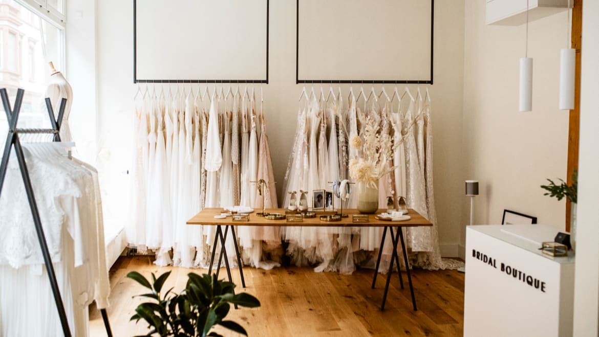 Bridal Boutique | Brautmode, Hochzeitskleider, Brautkleider