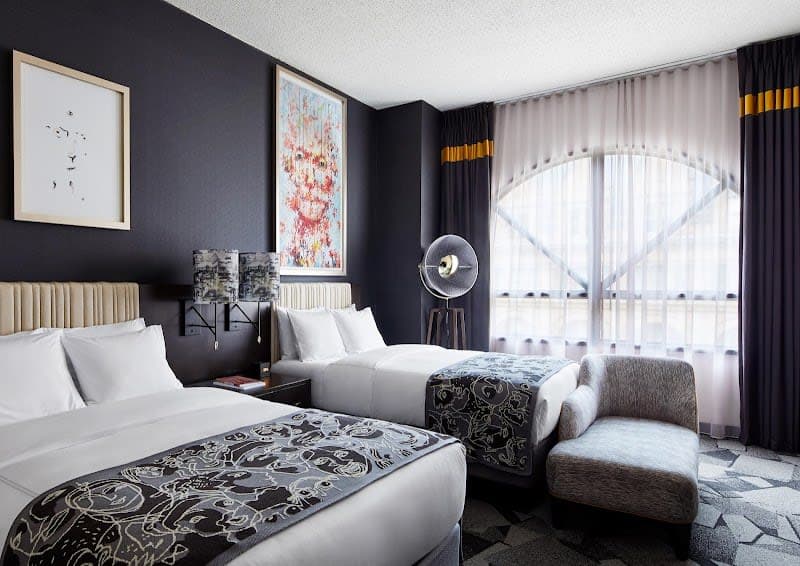 Saint Kate - The Arts Hotel