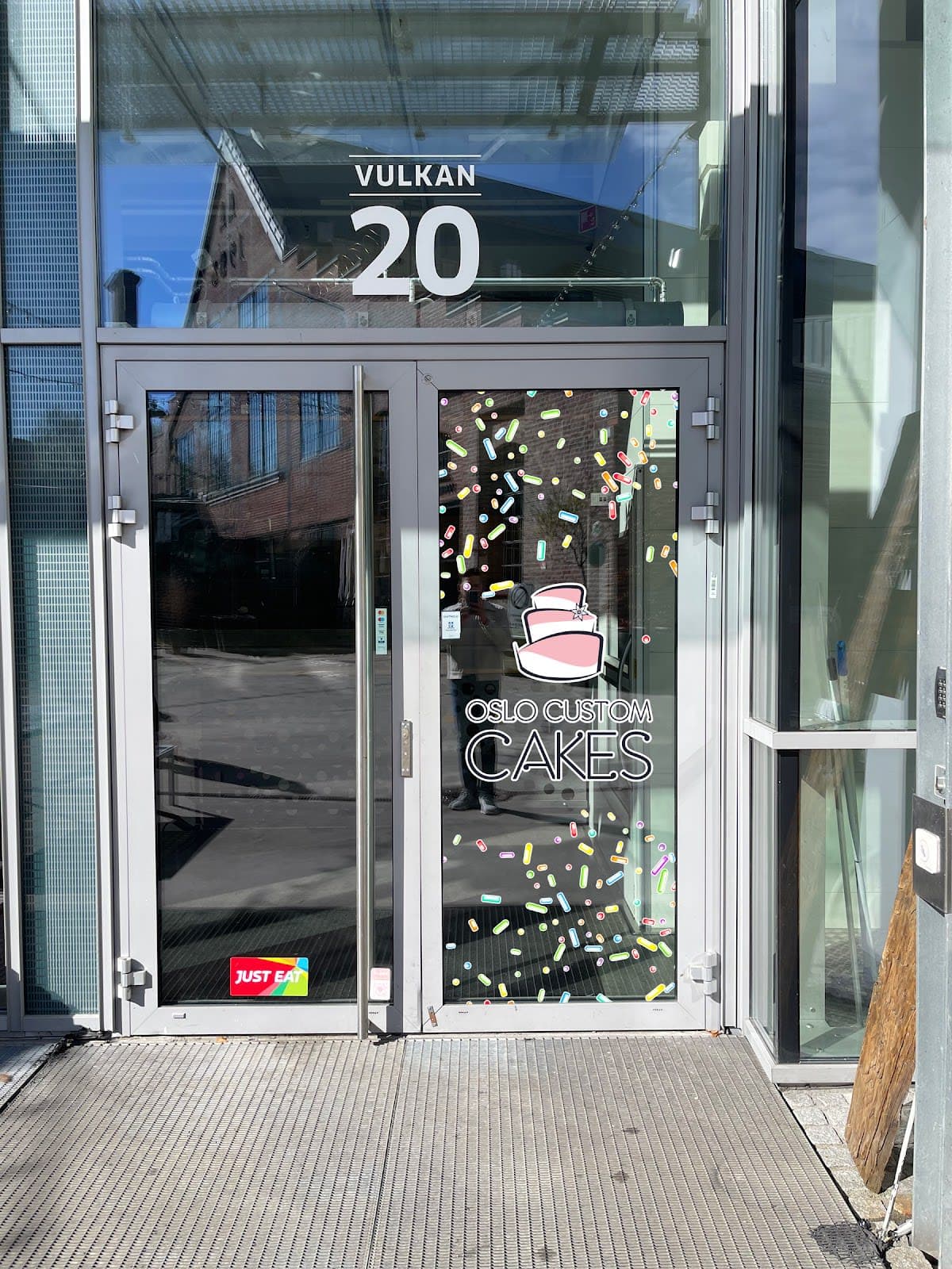 Oslo Custom Cakes