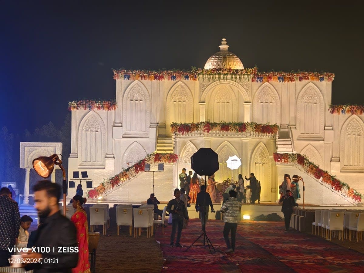 Riddhi Siddhi Resort & Banquet